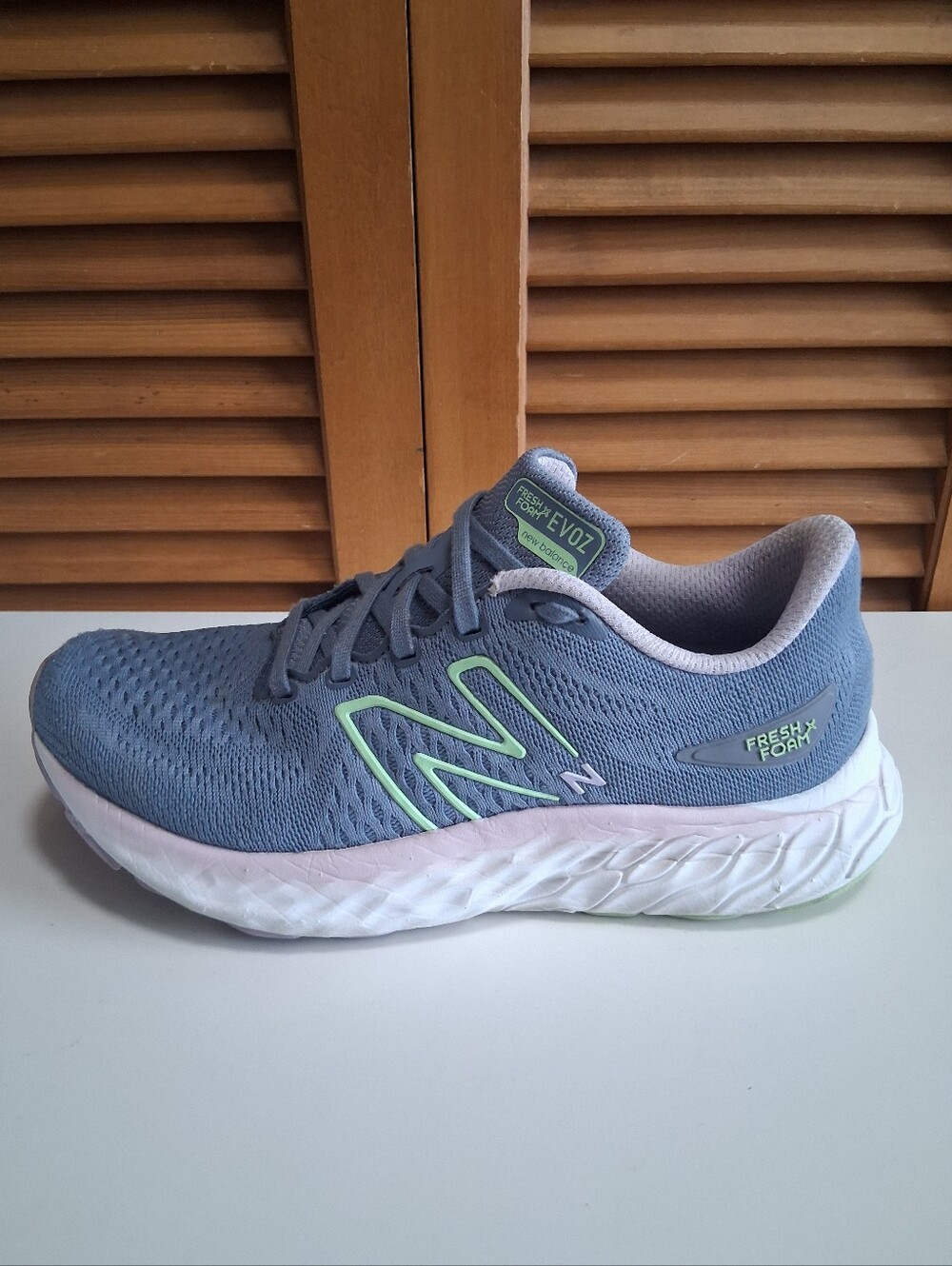 New Balance Fresh Foam X Evoz V3 Arctic Grey Cyber Lilac Womens Size 8